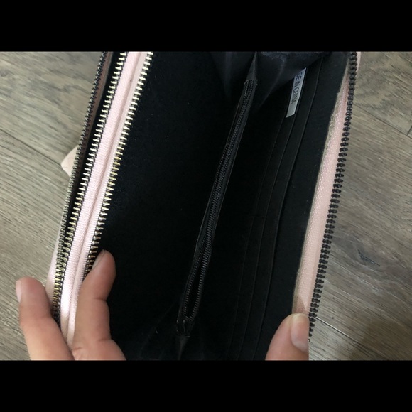 Wristlet - Picture 4 of 5